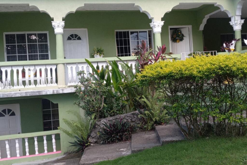Cindy'S Garden Stay 奥乔里奥斯 外观 照片